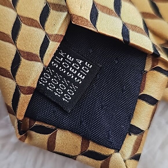 Silk Necktie Gold, Brown & Black. Excellent Condition! - Picture 4 of 4